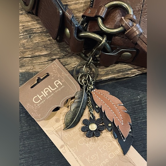 COACH Thompson XL Hobo 65th Anniversary Legacy Leather Shoulder W/CHALA Charm - Picture 10 of 17